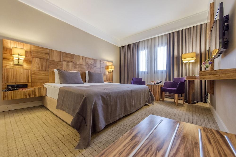Ramada By Wyndham Cappadocia Hotell Ortahisar Exteriör bild