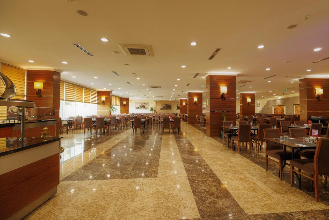 Ramada By Wyndham Cappadocia Hotell Ortahisar Exteriör bild