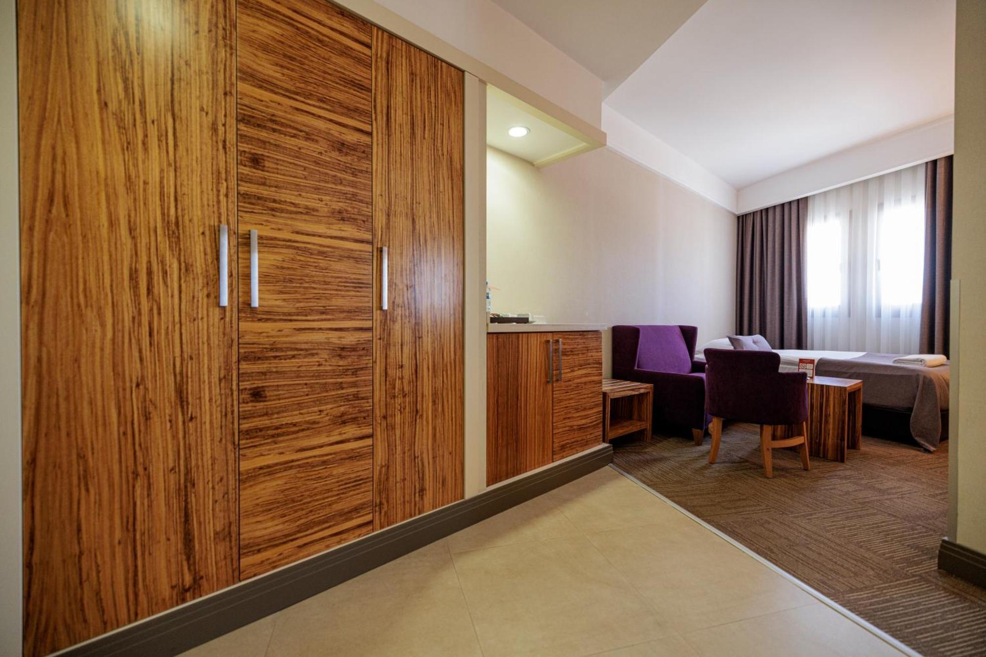 Ramada By Wyndham Cappadocia Hotell Ortahisar Exteriör bild
