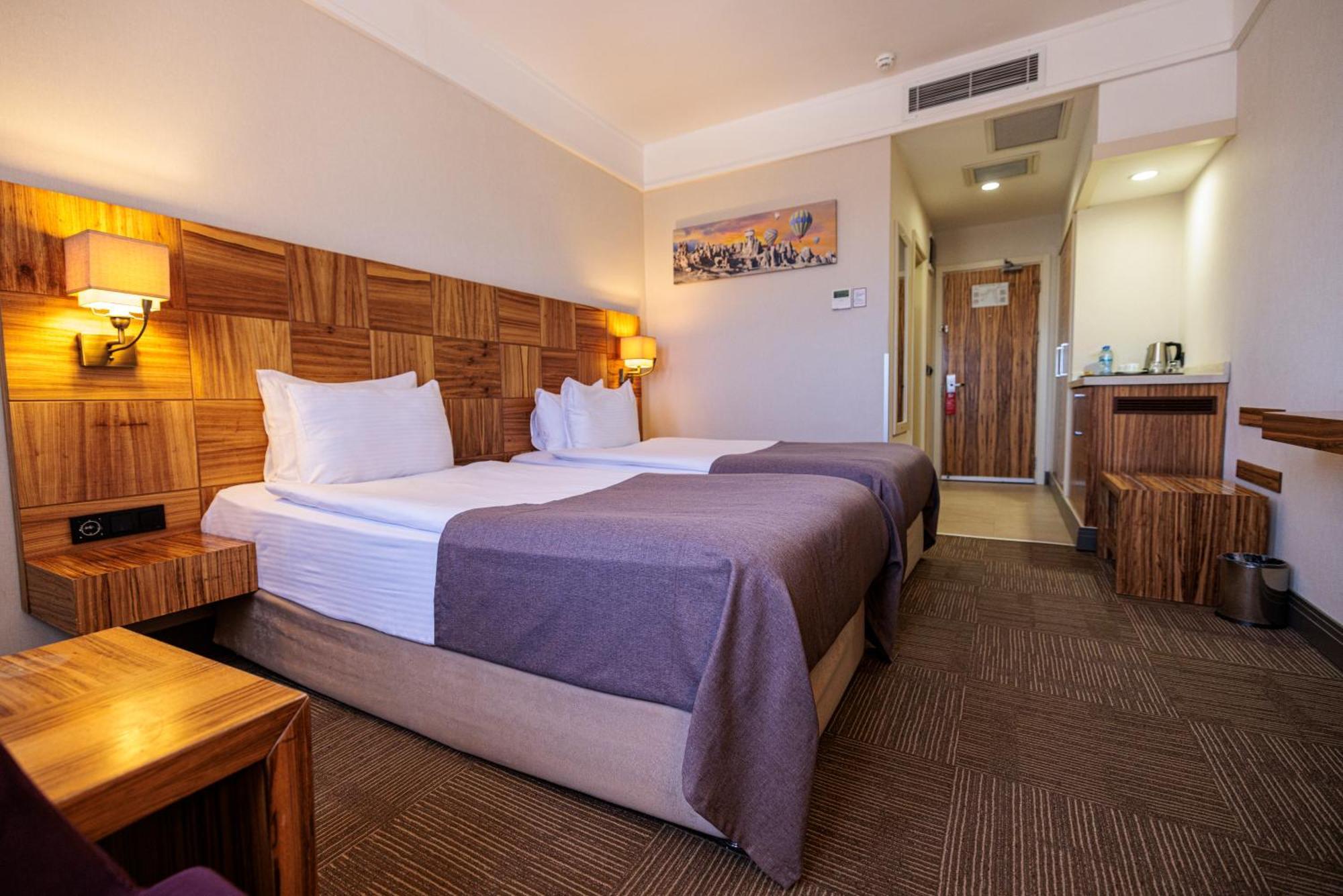 Ramada By Wyndham Cappadocia Hotell Ortahisar Exteriör bild